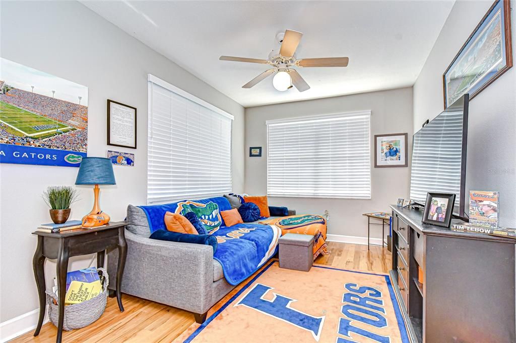 For Sale: $525,000 (3 beds, 3 baths, 2322 Square Feet)