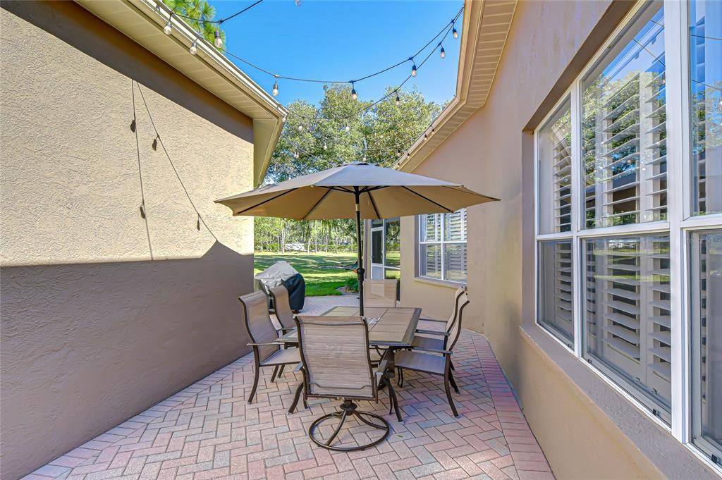 For Sale: $525,000 (3 beds, 3 baths, 2322 Square Feet)