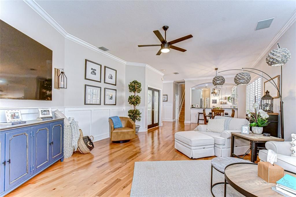 For Sale: $525,000 (3 beds, 3 baths, 2322 Square Feet)