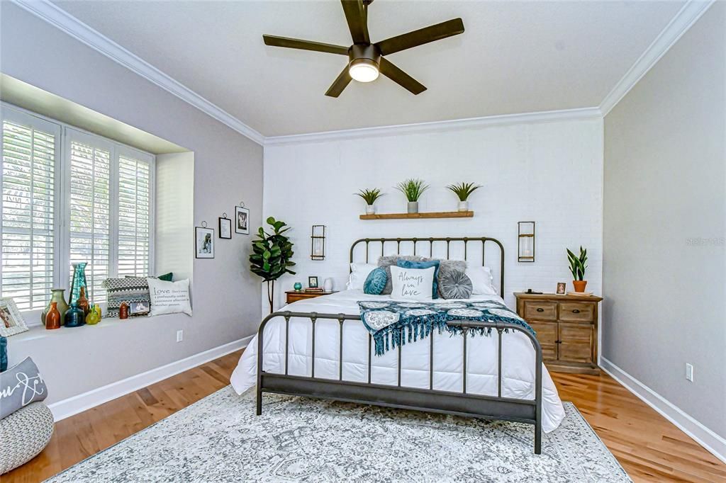 For Sale: $525,000 (3 beds, 3 baths, 2322 Square Feet)