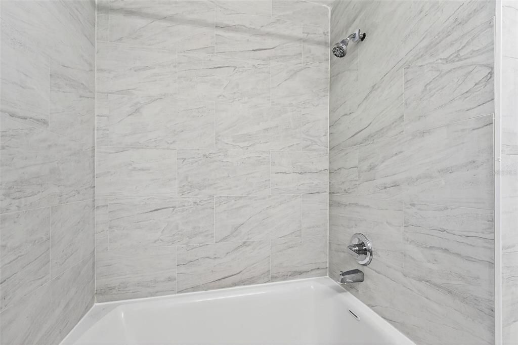 На продажу: $290,000 (3 спален, 1 ванн, 1012 Квадратных фут)