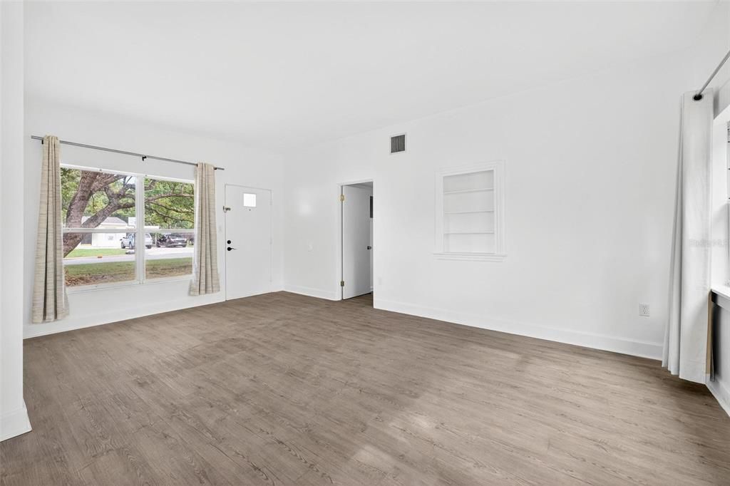 На продажу: $290,000 (3 спален, 1 ванн, 1012 Квадратных фут)