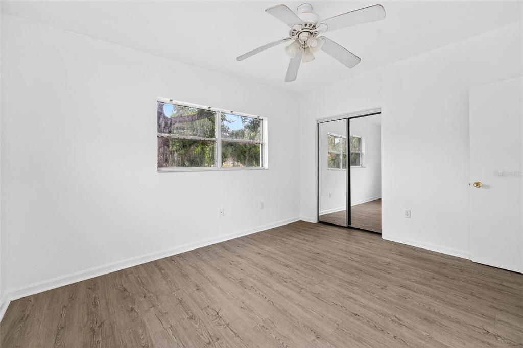 На продажу: $290,000 (3 спален, 1 ванн, 1012 Квадратных фут)