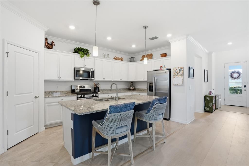 На продажу: $369,900 (3 спален, 3 ванн, 1857 Квадратных фут)