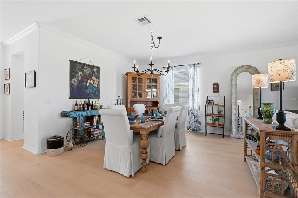 На продажу: $369,900 (3 спален, 3 ванн, 1857 Квадратных фут)