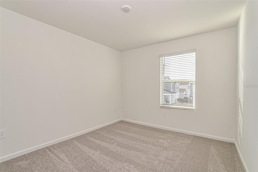 В аренду: $1,760 (4 спален, 2 ванн, 1880 Квадратных фут)