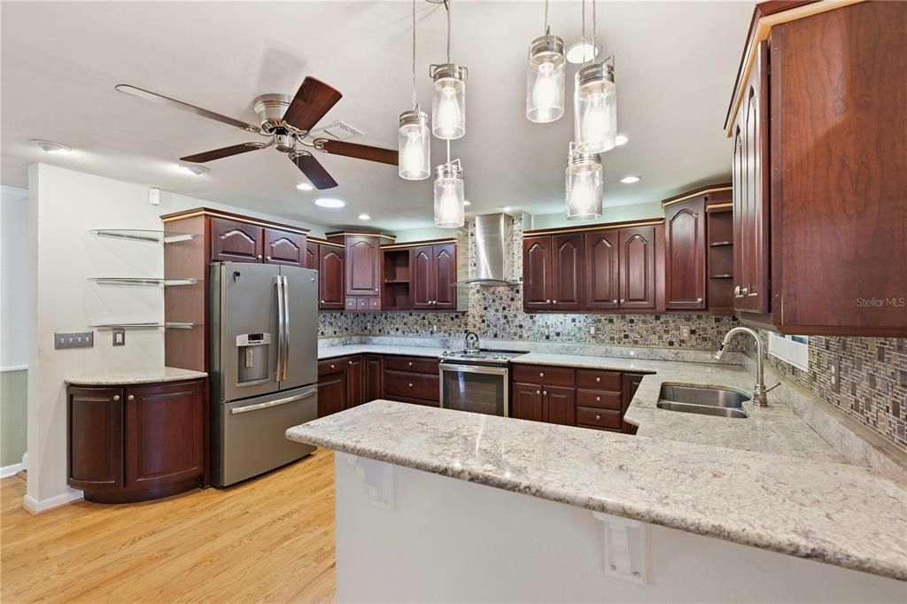 For Sale: $729,000 (4 beds, 2 baths, 1832 Square Feet)