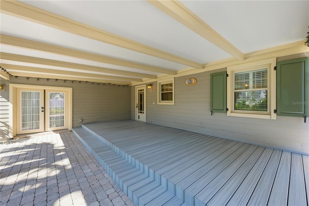 For Sale: $729,000 (4 beds, 2 baths, 1832 Square Feet)