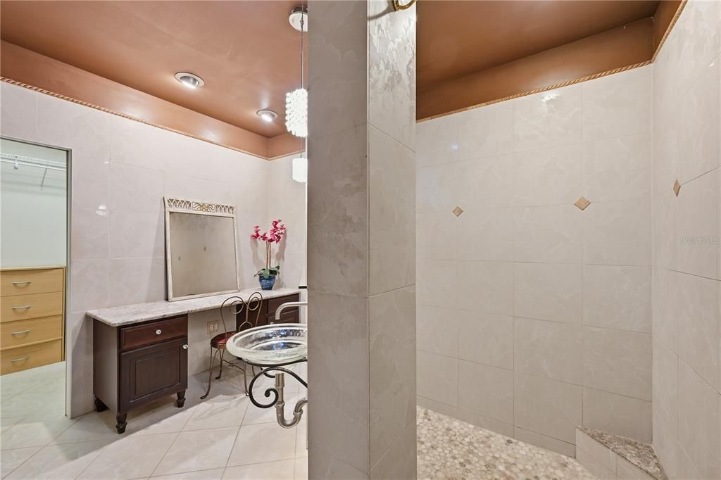 For Sale: $729,000 (4 beds, 2 baths, 1832 Square Feet)