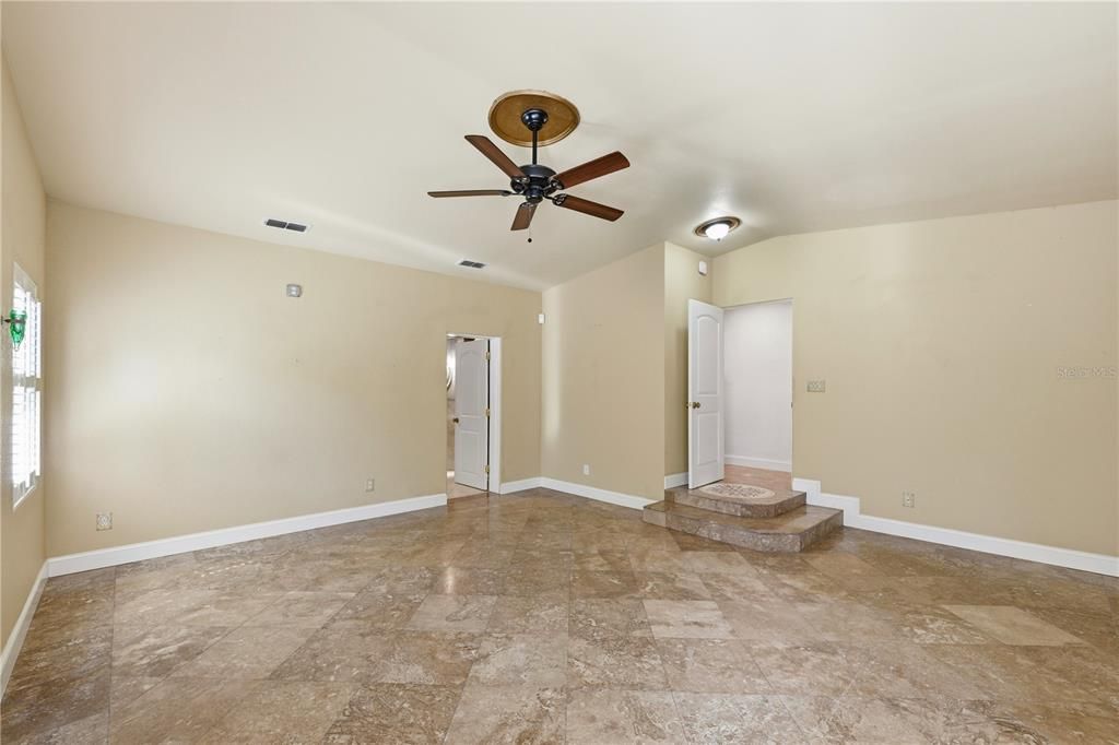 For Sale: $729,000 (4 beds, 2 baths, 1832 Square Feet)