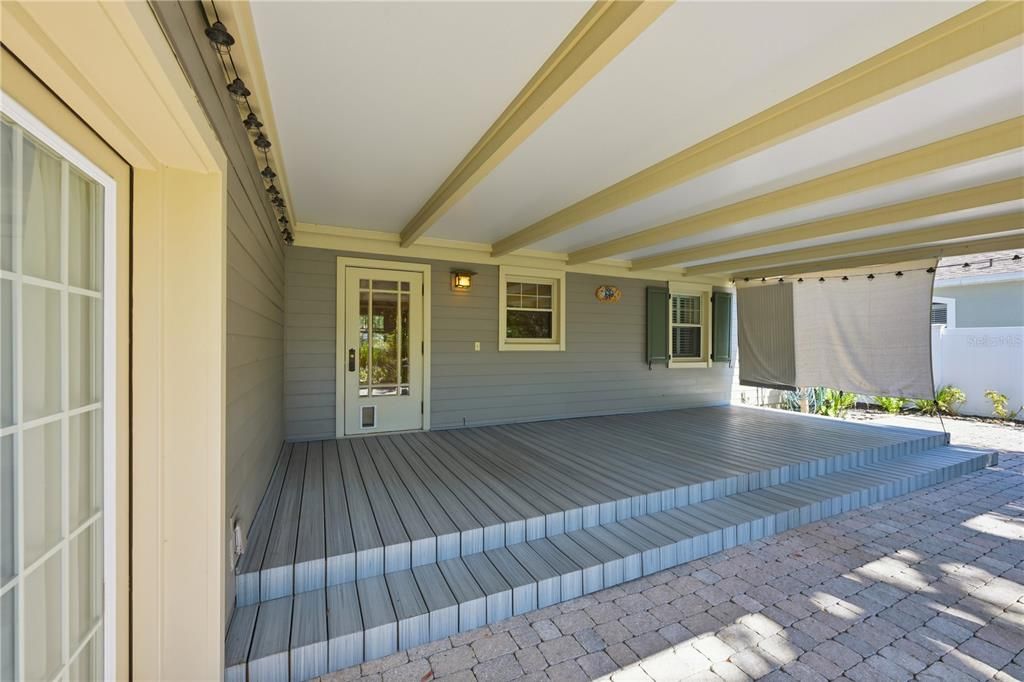 For Sale: $729,000 (4 beds, 2 baths, 1832 Square Feet)