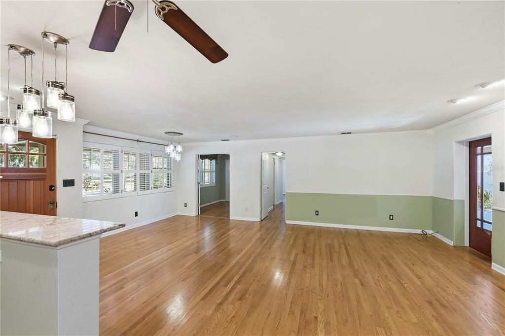 For Sale: $729,000 (4 beds, 2 baths, 1832 Square Feet)