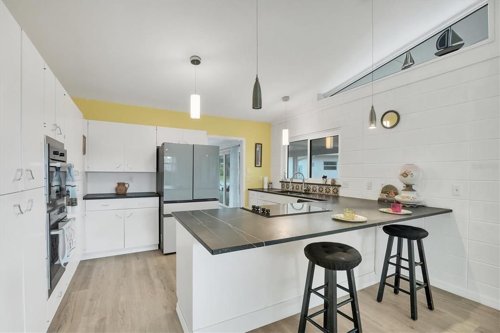 For Sale: $599,000 (4 beds, 2 baths, 2262 Square Feet)