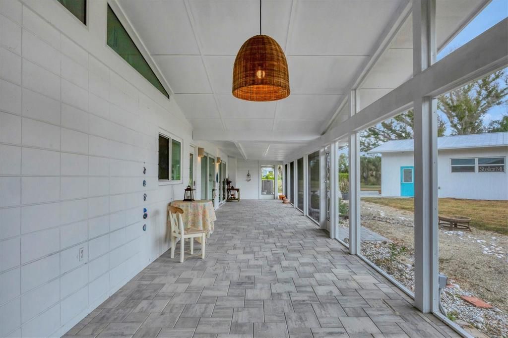 For Sale: $599,000 (4 beds, 2 baths, 2262 Square Feet)