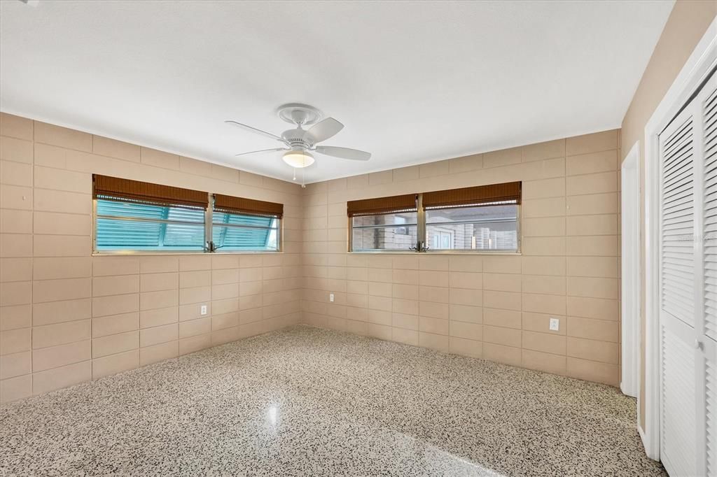 For Sale: $599,000 (4 beds, 2 baths, 2262 Square Feet)