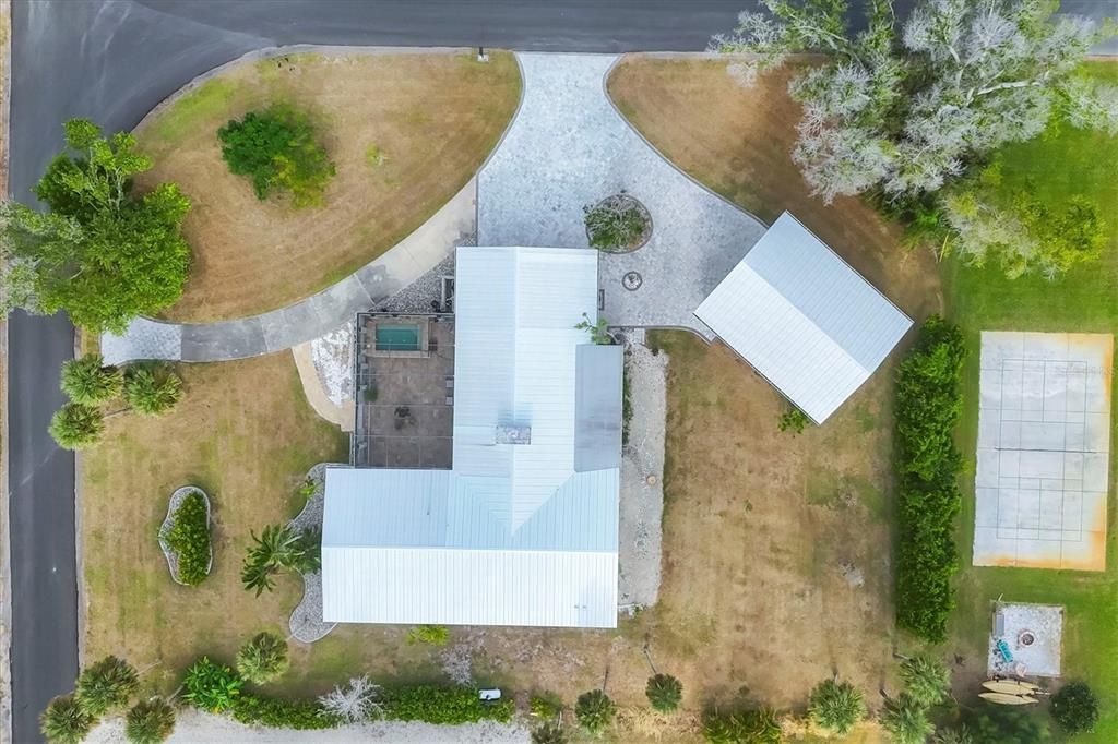 For Sale: $599,000 (4 beds, 2 baths, 2262 Square Feet)