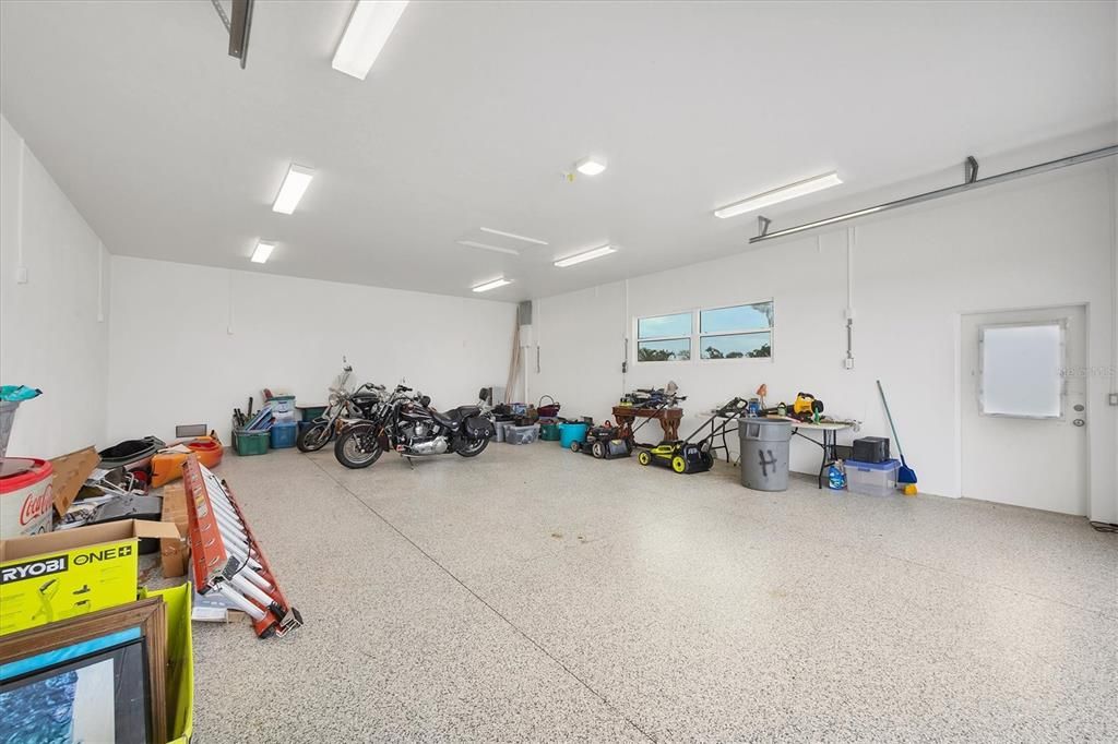 For Sale: $599,000 (4 beds, 2 baths, 2262 Square Feet)