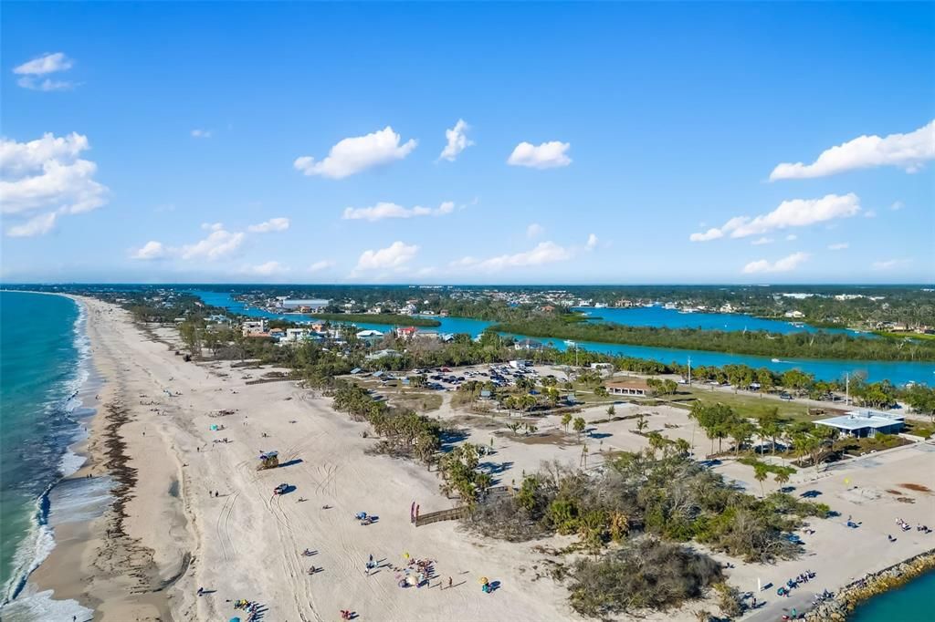 Под контрактом: $395,000 (3 спален, 2 ванн, 1644 Квадратных фут)