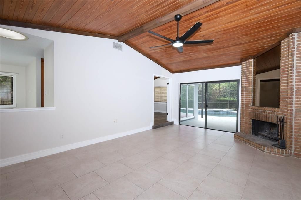 En Venta: $499,900 (3 camas, 2 baños, 1794 Pies cuadrados)