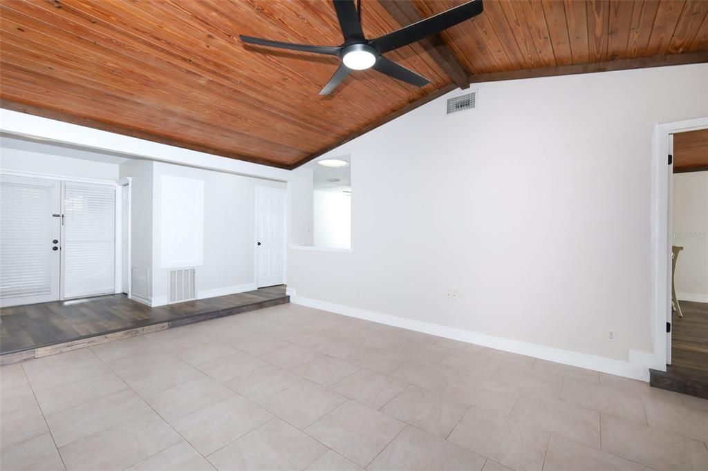 En Venta: $499,900 (3 camas, 2 baños, 1794 Pies cuadrados)