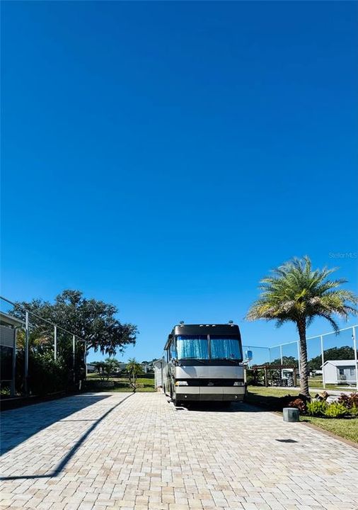 En Venta: $99,900 (0.09 acres)