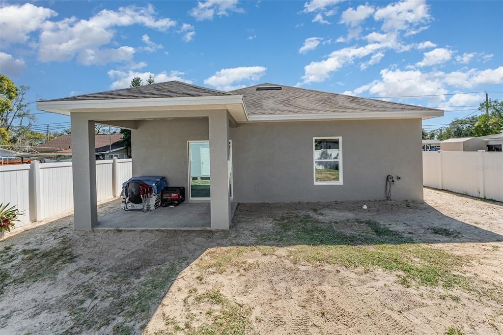 For Sale: $239,000 (2 beds, 2 baths, 1472 Square Feet)