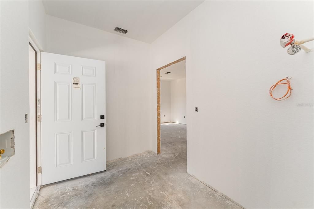 For Sale: $239,000 (2 beds, 2 baths, 1472 Square Feet)