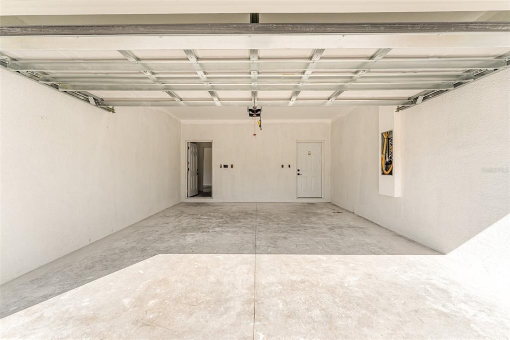 For Sale: $239,000 (2 beds, 2 baths, 1472 Square Feet)