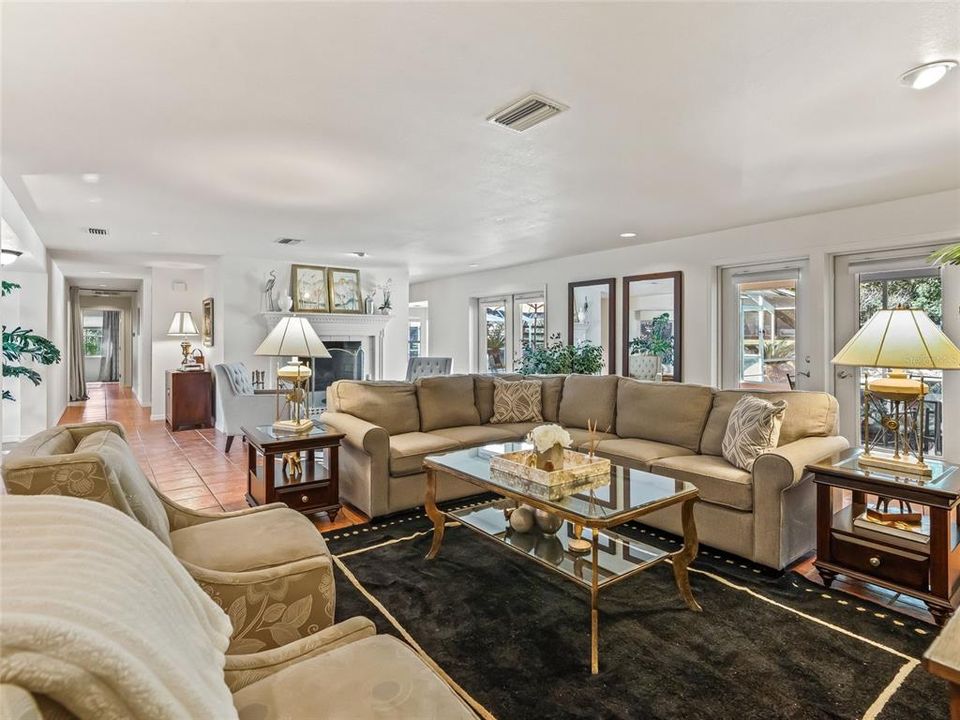 En Venta: $2,000,000 (3 camas, 2 baños, 2288 Pies cuadrados)