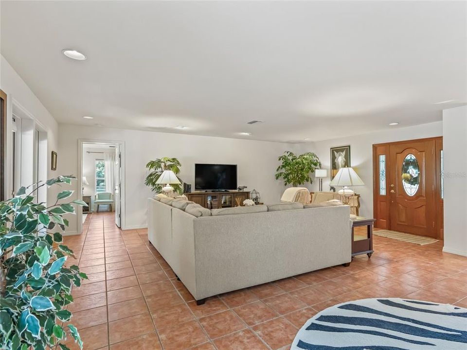 En Venta: $2,000,000 (3 camas, 2 baños, 2288 Pies cuadrados)