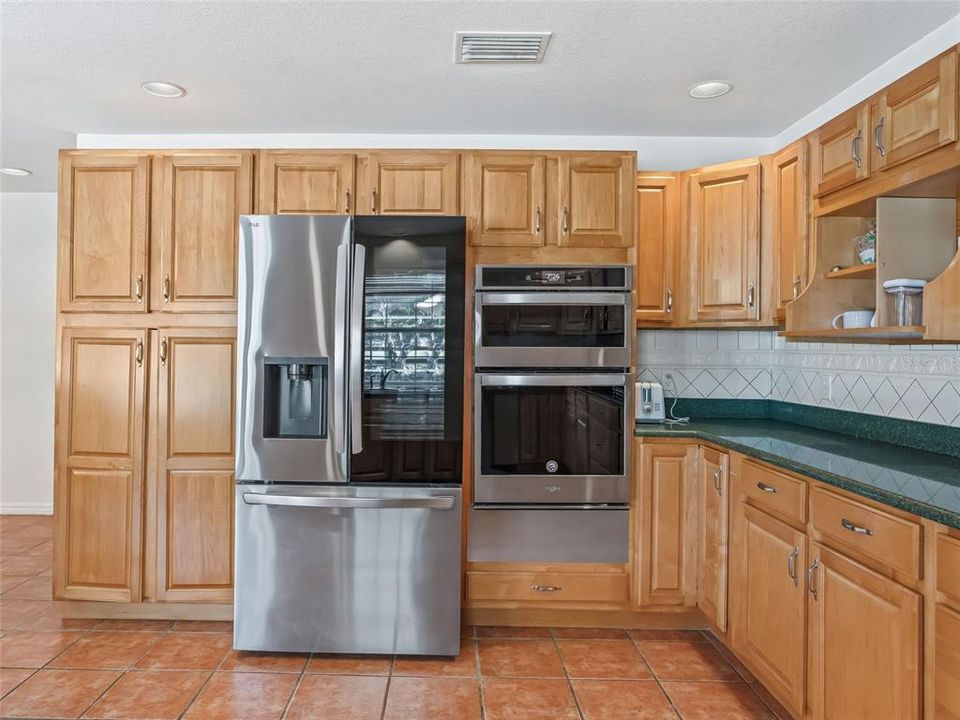 En Venta: $2,000,000 (3 camas, 2 baños, 2288 Pies cuadrados)