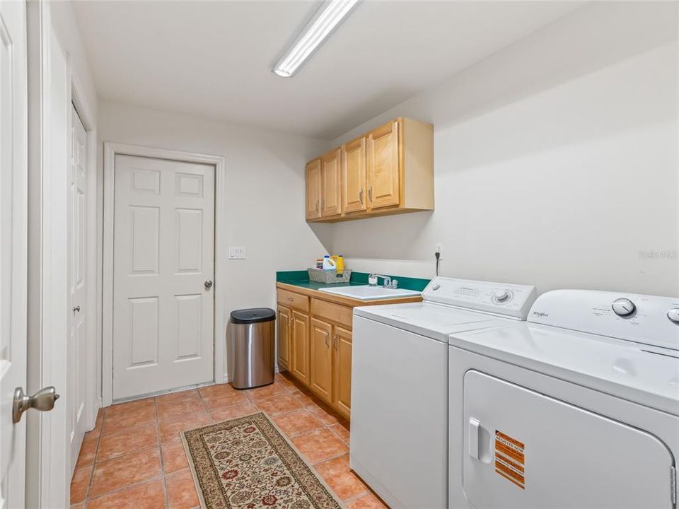 En Venta: $2,000,000 (3 camas, 2 baños, 2288 Pies cuadrados)