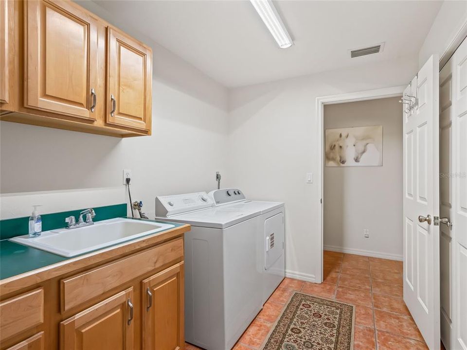 En Venta: $2,000,000 (3 camas, 2 baños, 2288 Pies cuadrados)