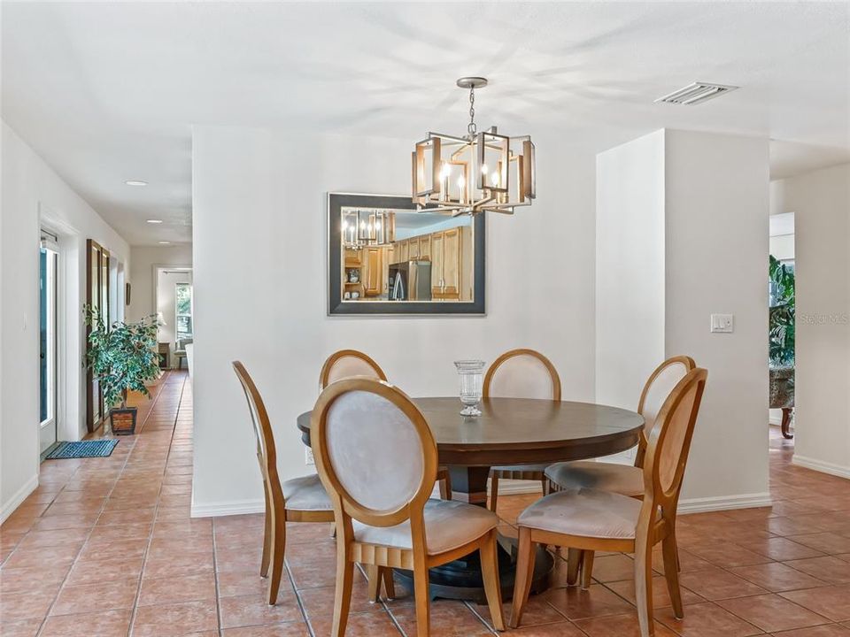 En Venta: $2,000,000 (3 camas, 2 baños, 2288 Pies cuadrados)