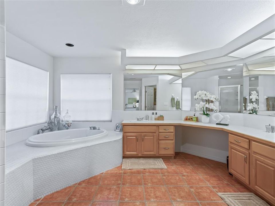 En Venta: $2,000,000 (3 camas, 2 baños, 2288 Pies cuadrados)