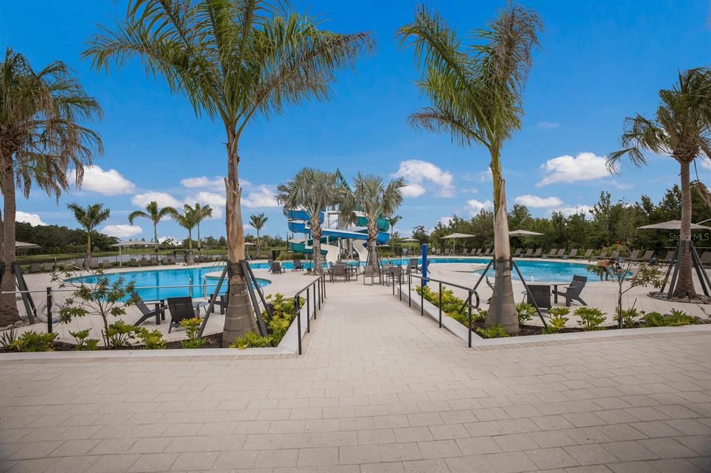 For Rent: $2,800 (4 beds, 3 baths, 2205 Square Feet)