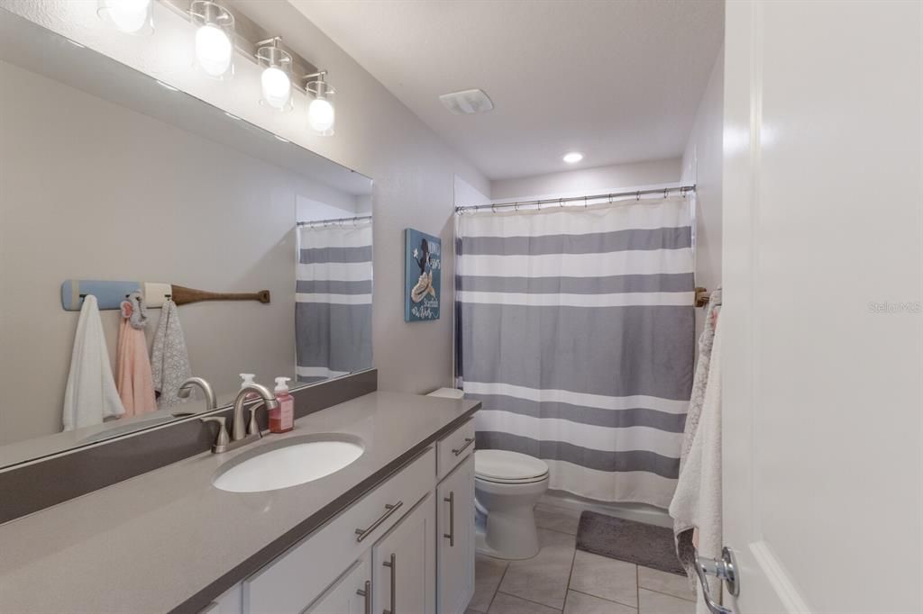 For Rent: $2,800 (4 beds, 3 baths, 2205 Square Feet)