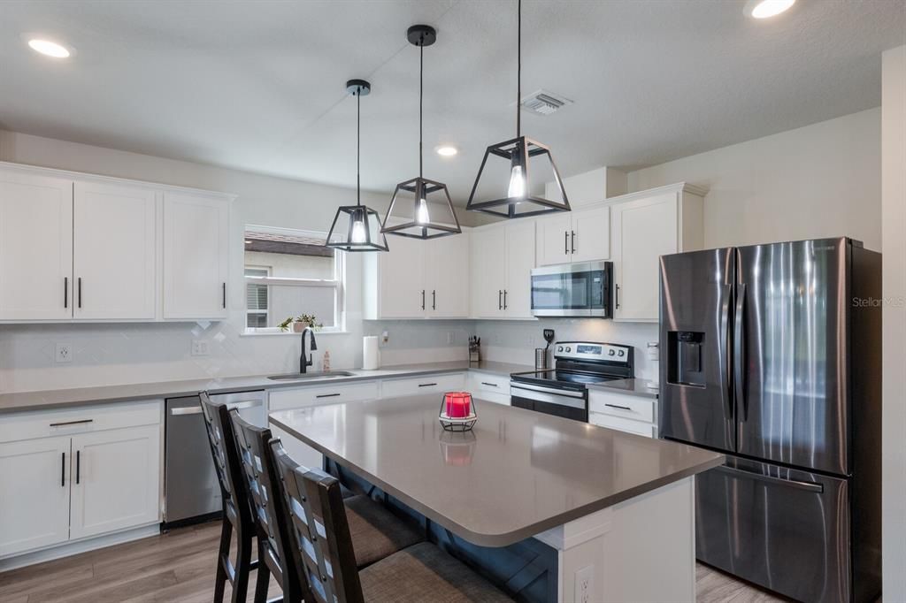 For Rent: $2,800 (4 beds, 3 baths, 2205 Square Feet)