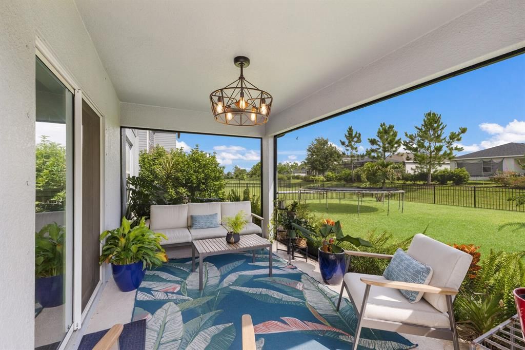 For Rent: $2,800 (4 beds, 3 baths, 2205 Square Feet)