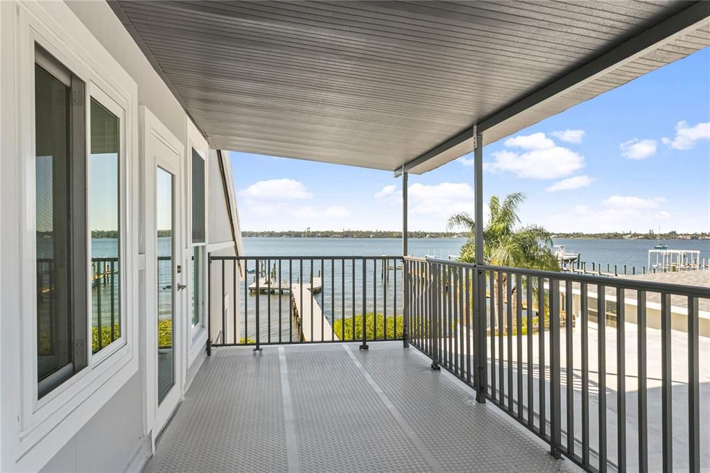 For Sale: $1,895,000 (3 beds, 3 baths, 4628 Square Feet)