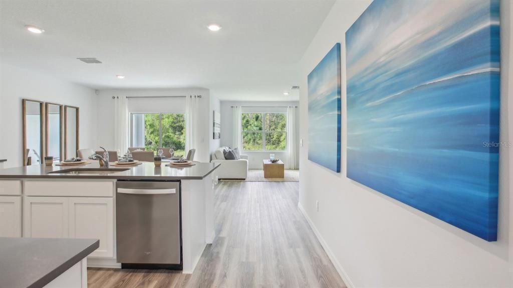 For Sale: $339,990 (4 beds, 2 baths, 1828 Square Feet)