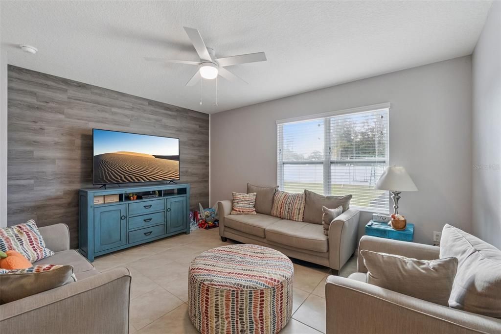 For Sale: $379,000 (4 beds, 2 baths, 1846 Square Feet)