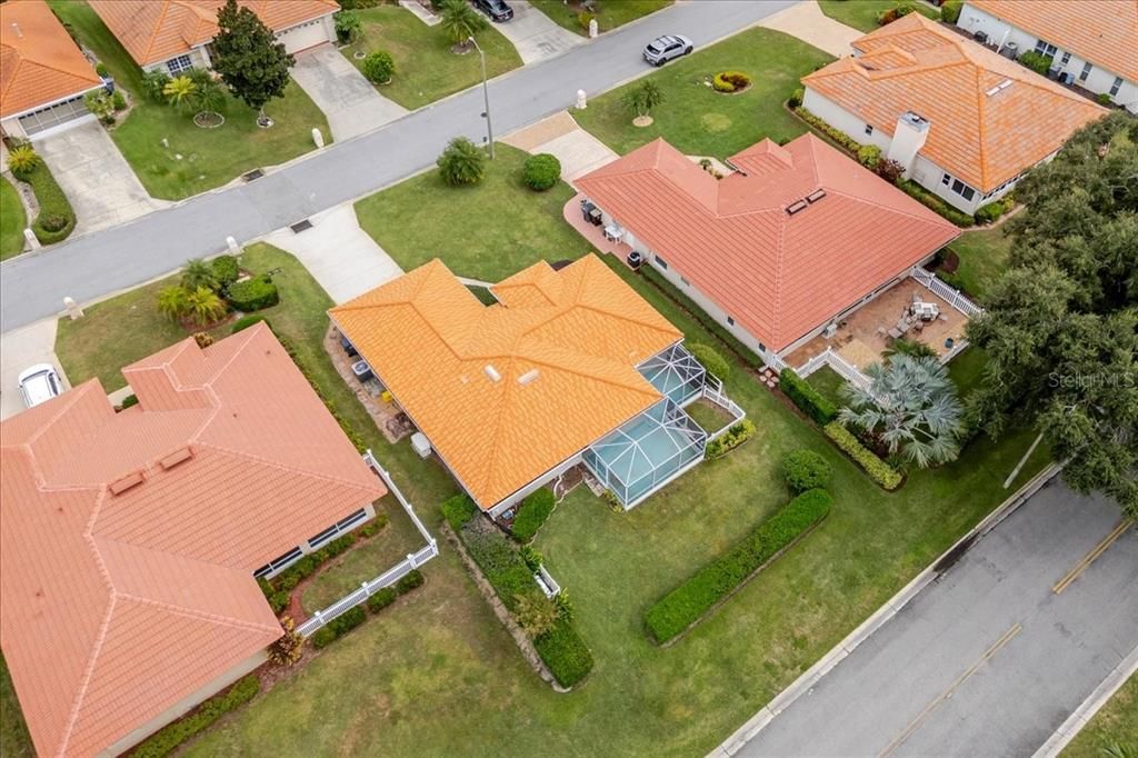 Active With Contract: $250,000 (2 beds, 2 baths, 1395 Square Feet)