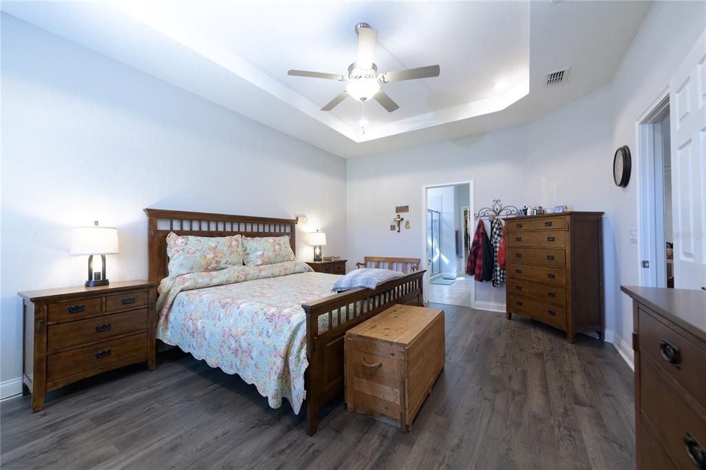 На продажу: $499,999 (4 спален, 3 ванн, 2457 Квадратных фут)