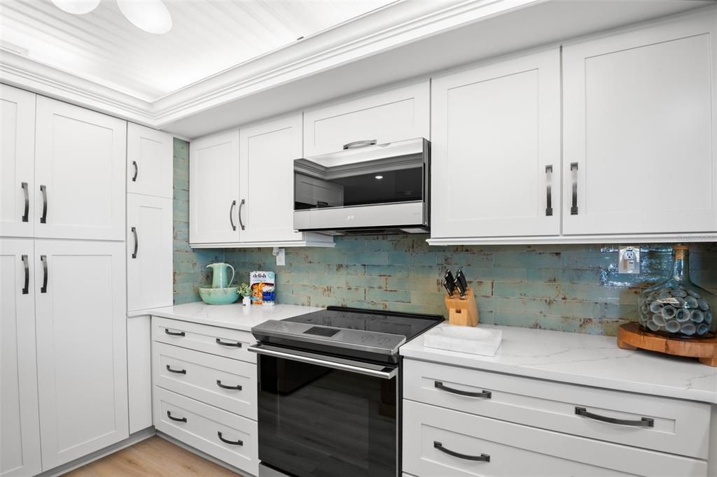 待售: $639,000 (2 贝兹, 2 浴室, 1350 平方英尺)