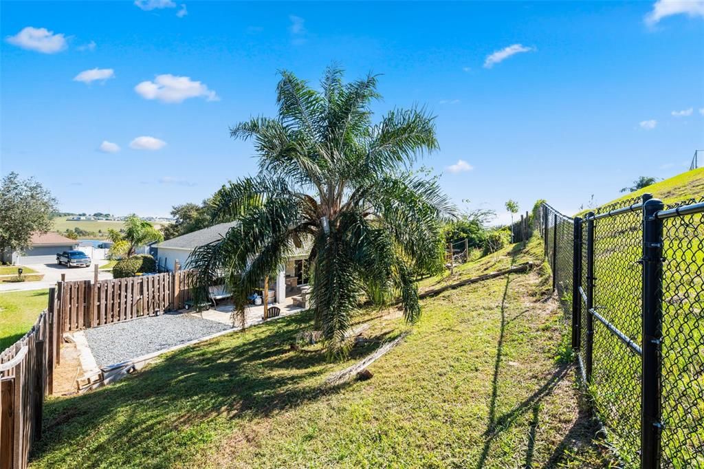 For Sale: $339,000 (3 beds, 2 baths, 1337 Square Feet)