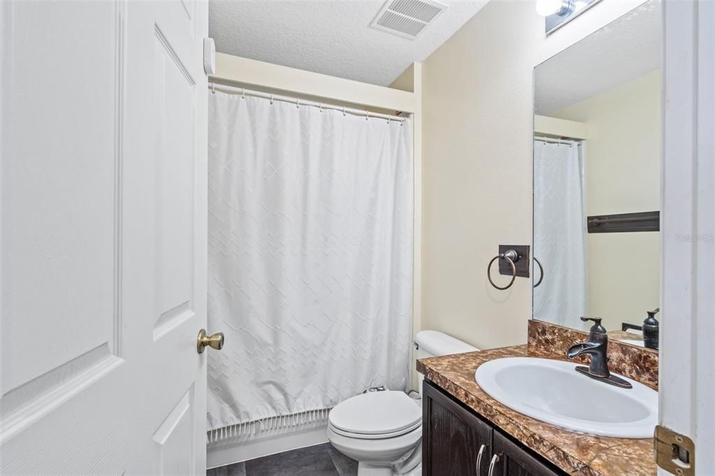 For Sale: $339,000 (3 beds, 2 baths, 1337 Square Feet)