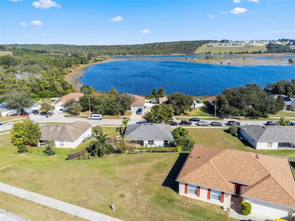 For Sale: $339,000 (3 beds, 2 baths, 1337 Square Feet)