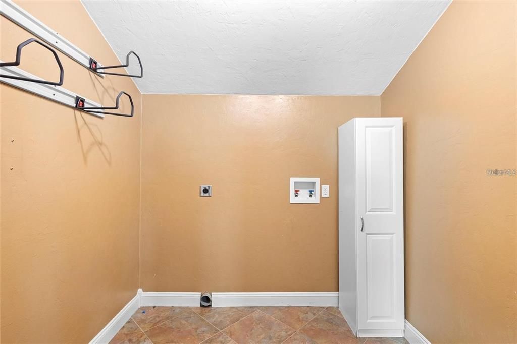 出租: $1,895 (3 贝兹, 2 浴室, 1731 平方英尺)