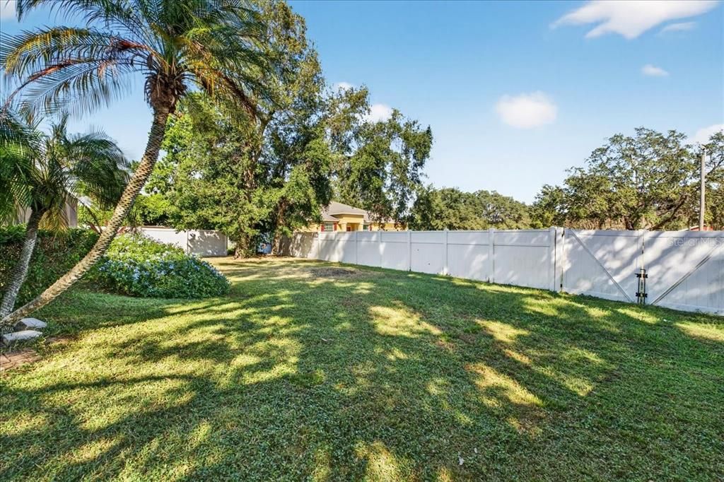 For Sale: $535,000 (4 beds, 2 baths, 2443 Square Feet)